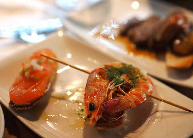 cervecería catalana tapas prawns