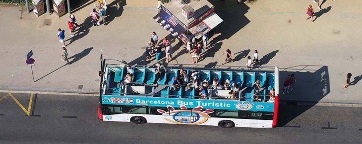 tourist bus see from above