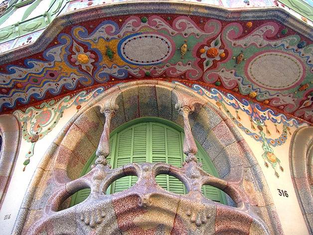 art nouveau façade