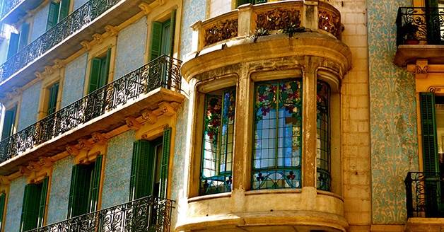 Eixample dret window