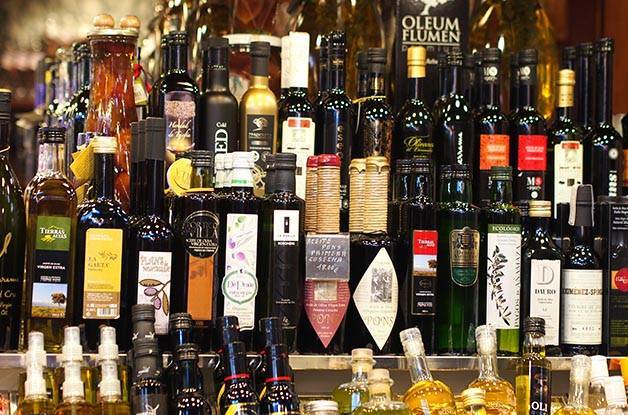 Where to buy good Catalan olive oil in Barcelona?