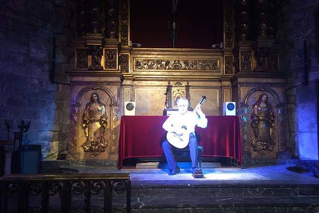 spanish guitar shows in Barcelona