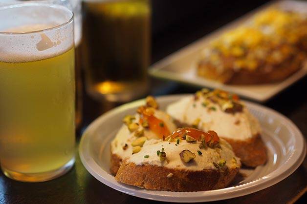 Tapas trail around Poble Sec: an original and fun way to eat out