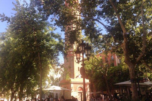 after visiting Parc Güell, plaza de la vila