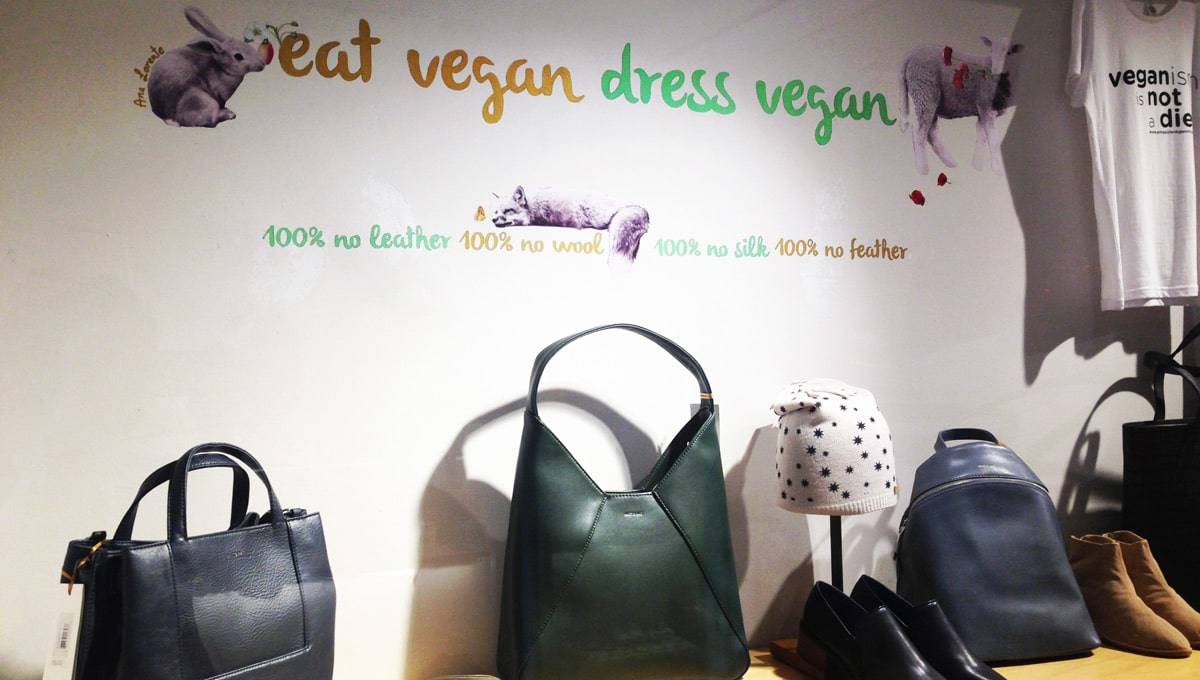 Amapola vegan shop, for vegan clothes, accessories and shoes in Barcelona