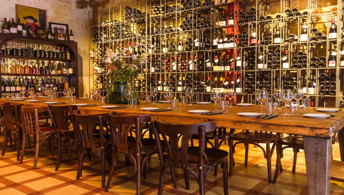 Brutal wine bar: long table