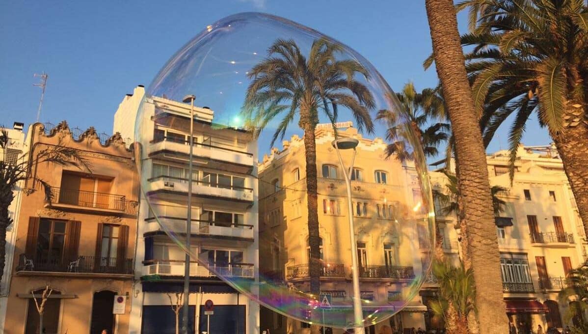 sitges in a bubble